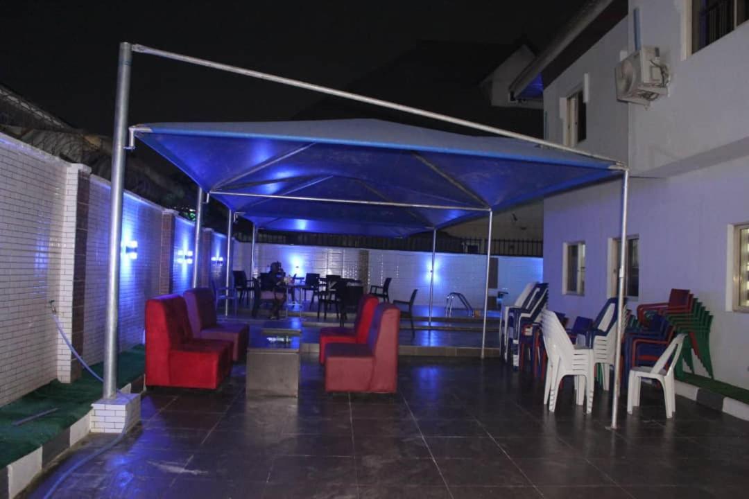 White Gold Hotel Ikeja Exterior foto